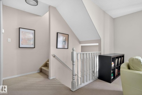 27 225 Blackburn Drive E, Edmonton, AB - Indoor Photo Showing Other Room
