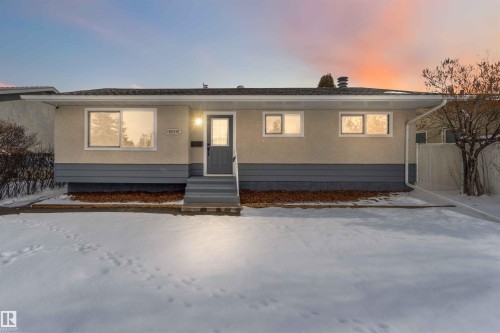 15015 95 Street, Edmonton, AB - Outdoor