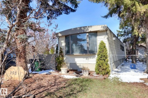 255 Evergreen Park, Edmonton, AB - Outdoor