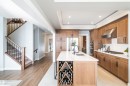 1611 14 Street, Edmonton, AB  - Indoor Photo Showing Kitchen 
