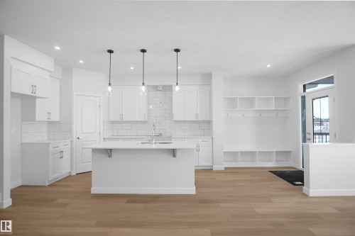 17514 5A Street, Edmonton, AB - Indoor Photo Showing Kitchen