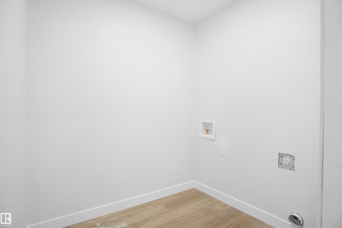 17514 5A Street, Edmonton, AB - Indoor Photo Showing Other Room