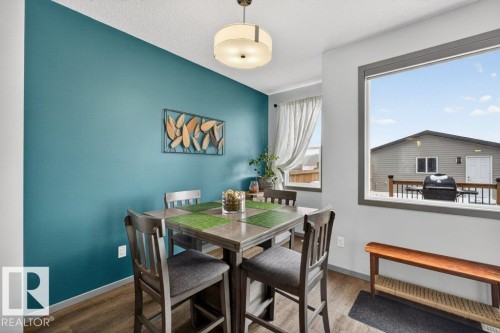 2405 Trumpeter Way, Edmonton, AB - Indoor Photo Showing Dining Room