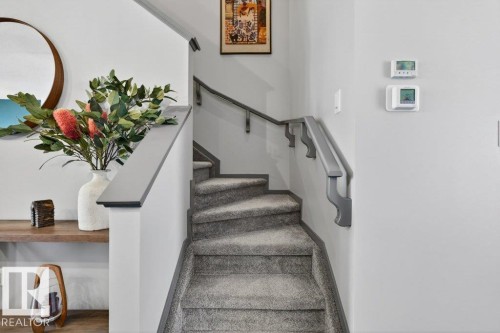 2405 Trumpeter Way, Edmonton, AB - Indoor Photo Showing Other Room