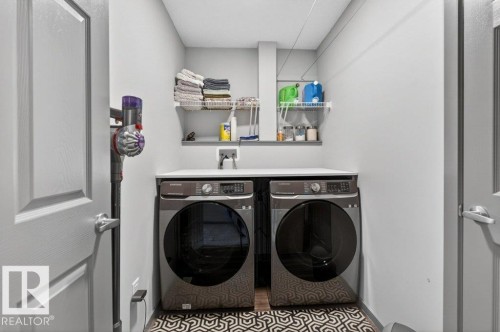 2405 Trumpeter Way, Edmonton, AB - Indoor Photo Showing Laundry Room
