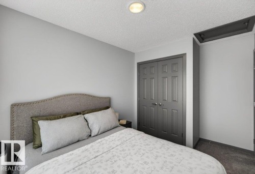 2405 Trumpeter Way, Edmonton, AB - Indoor Photo Showing Bedroom