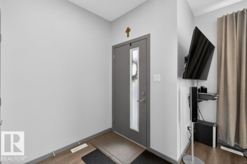 2405 Trumpeter Way, Edmonton, AB - Indoor Photo Showing Other Room