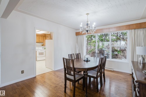 7907 Saskatchewan Drive, Edmonton, AB - Indoor Photo Showing Dining Room