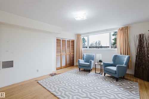 7907 Saskatchewan Drive, Edmonton, AB - Indoor