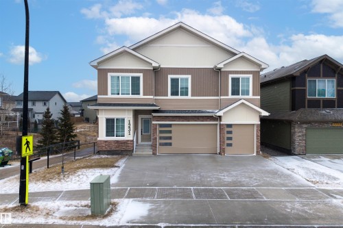 1231 CALAHOO Road  Spruce Grove, AB T7X 0X8