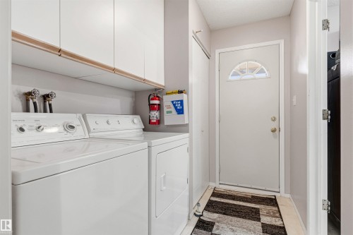1491 Jefferys Crescent, Edmonton, AB - Indoor Photo Showing Laundry Room