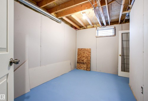 1491 Jefferys Crescent, Edmonton, AB - Indoor Photo Showing Basement