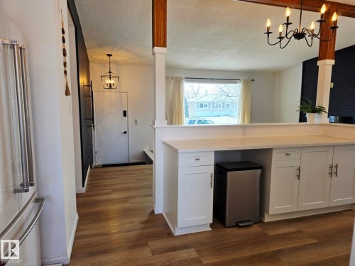 5204 43 Avenue, Leduc, AB - Indoor