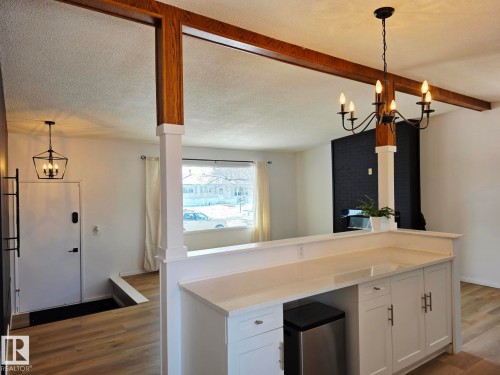 5204 43 Avenue, Leduc, AB - Indoor