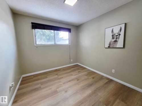 5204 43 Avenue, Leduc, AB - Indoor Photo Showing Other Room