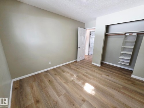 5204 43 Avenue, Leduc, AB - Indoor Photo Showing Other Room