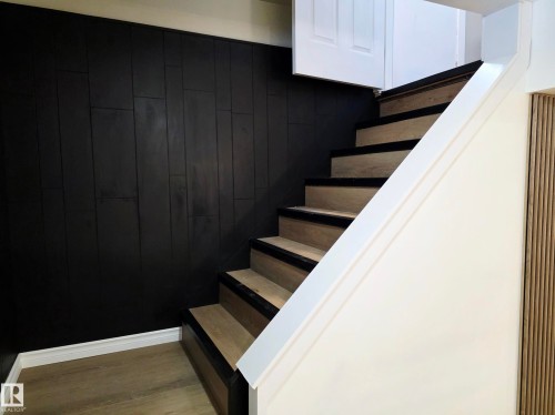 5204 43 Avenue, Leduc, AB - Indoor Photo Showing Other Room