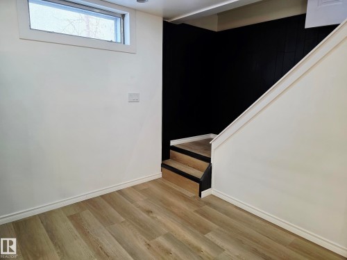 5204 43 Avenue, Leduc, AB - Indoor Photo Showing Other Room