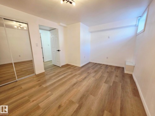 5204 43 Avenue, Leduc, AB - Indoor Photo Showing Other Room