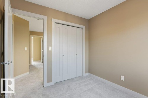 6 1391 Starling Drive, Edmonton, AB - Indoor