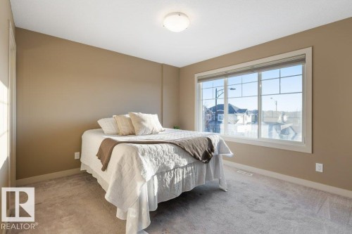 6 1391 Starling Drive, Edmonton, AB - Indoor Photo Showing Bedroom