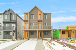635 176 Avenue  Edmonton, AB T5Y 4G1