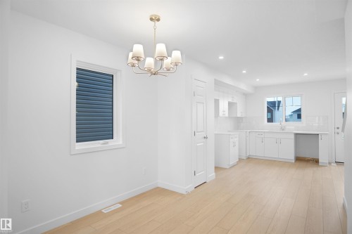 651 176 Avenue, Edmonton, AB - Indoor