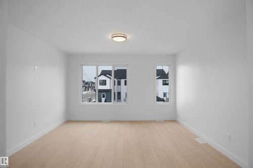 651 176 Avenue, Edmonton, AB - Indoor Photo Showing Other Room