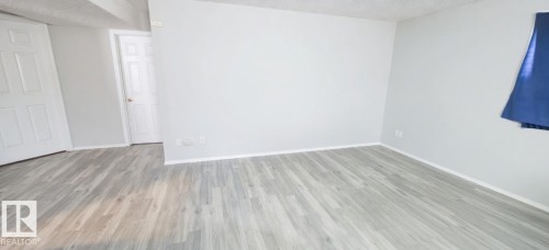 9218 163 Avenue, Edmonton, AB - Indoor Photo Showing Other Room