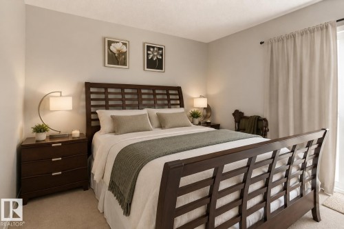 #3 10235 111 St Nw, Edmonton, AB - Indoor Photo Showing Bedroom