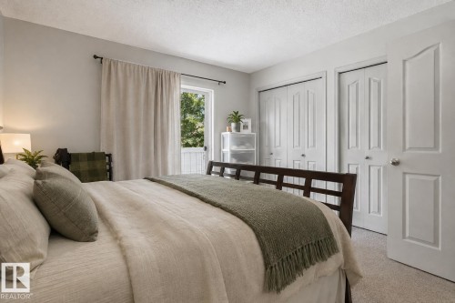 #3 10235 111 St Nw, Edmonton, AB - Indoor Photo Showing Bedroom