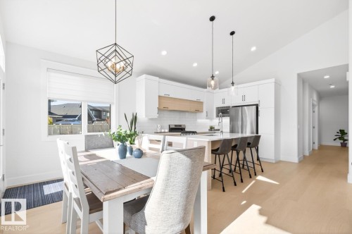 17 Evermore Crescent, St. Albert, AB - Indoor Photo Showing Dining Room