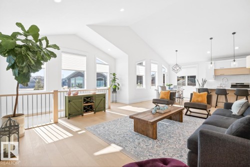 17 Evermore Crescent, St. Albert, AB - Indoor Photo Showing Living Room