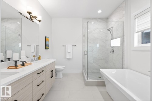 17 Evermore Crescent, St. Albert, AB - Indoor Photo Showing Bathroom