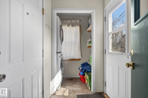 11227 103 Street, Edmonton, AB - Indoor Photo Showing Other Room