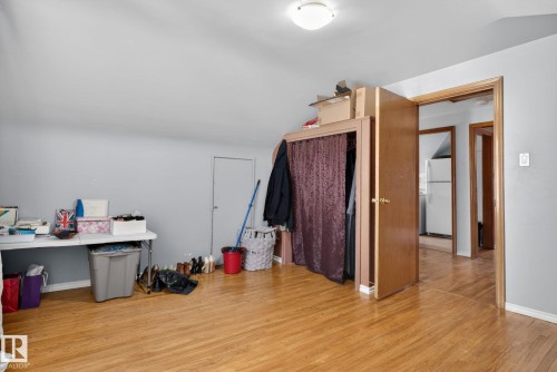 11227 103 Street, Edmonton, AB - Indoor