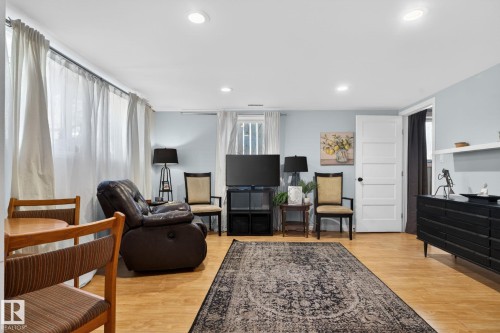 11227 103 Street, Edmonton, AB - Indoor