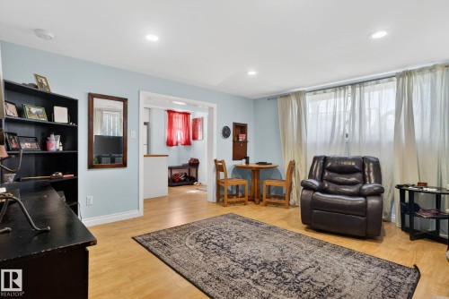 11227 103 Street, Edmonton, AB - Indoor