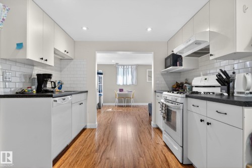11227 103 Street, Edmonton, AB - Indoor Photo Showing Kitchen