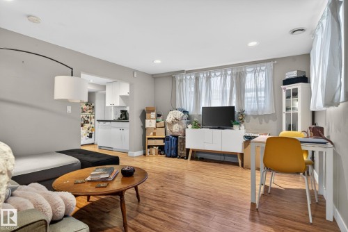11227 103 Street, Edmonton, AB - Indoor