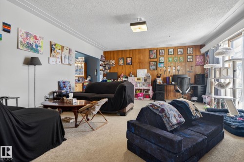 11227 103 Street, Edmonton, AB - Indoor