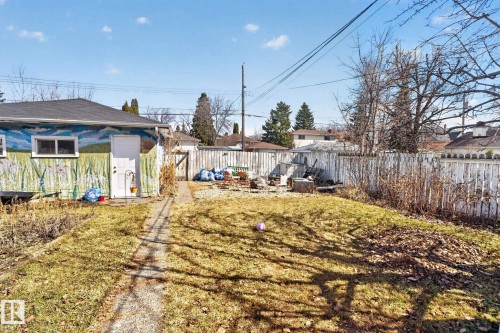 11227 103 Street, Edmonton, AB - Outdoor