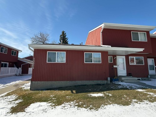 10654 Beaumaris Road, Edmonton, AB - Outdoor With Exterior