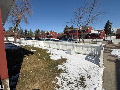 10654 Beaumaris Road, Edmonton, AB - Outdoor