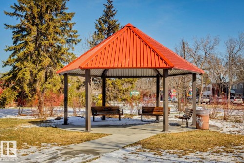 101 11140 68 Avenue, Edmonton, AB - Outdoor