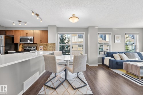 17 4029 Orchards Drive, Edmonton, AB - Indoor