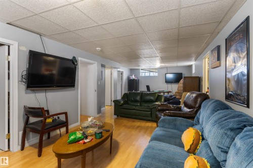 10838 110 Street, Edmonton, AB - Indoor Photo Showing Living Room