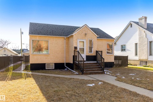 10838 110 Street, Edmonton, AB - Outdoor