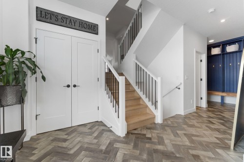 71 Nouveau Drive, St. Albert, AB - Indoor Photo Showing Other Room