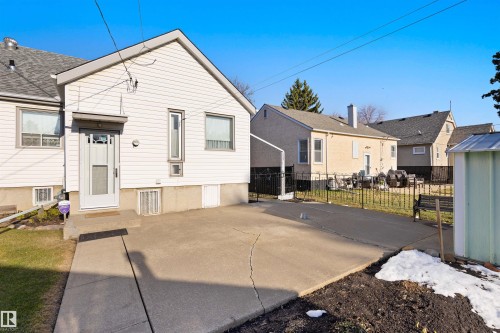 10842 110 Street, Edmonton, AB - Outdoor